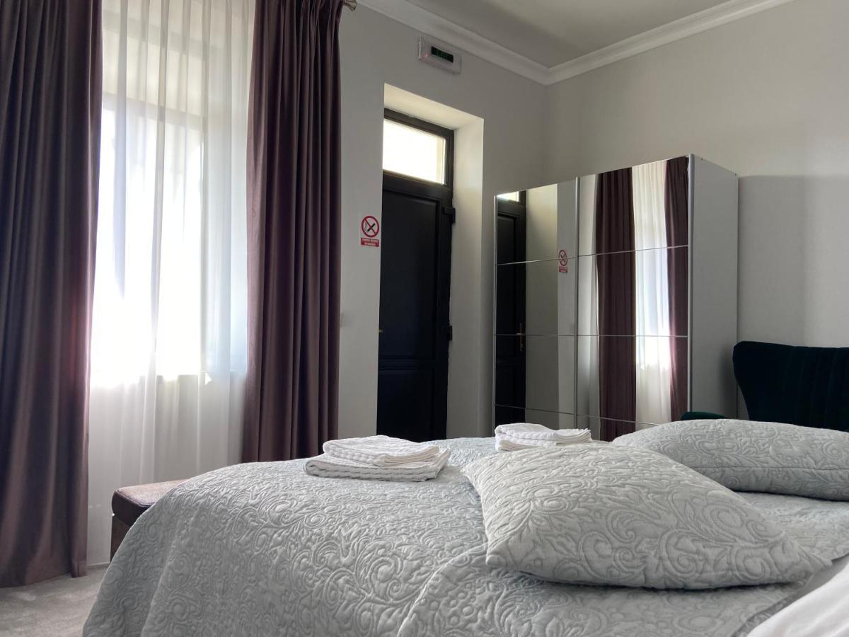 Maisonette Apartments Cimpulung Εξωτερικό φωτογραφία