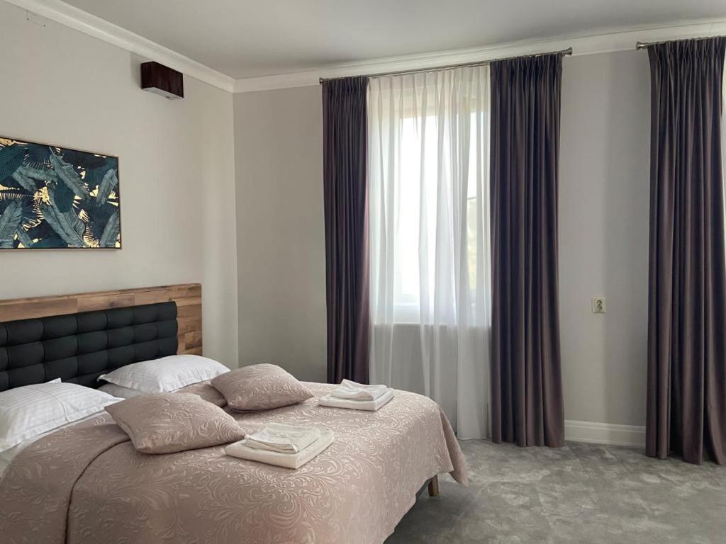 Maisonette Apartments Cimpulung Εξωτερικό φωτογραφία
