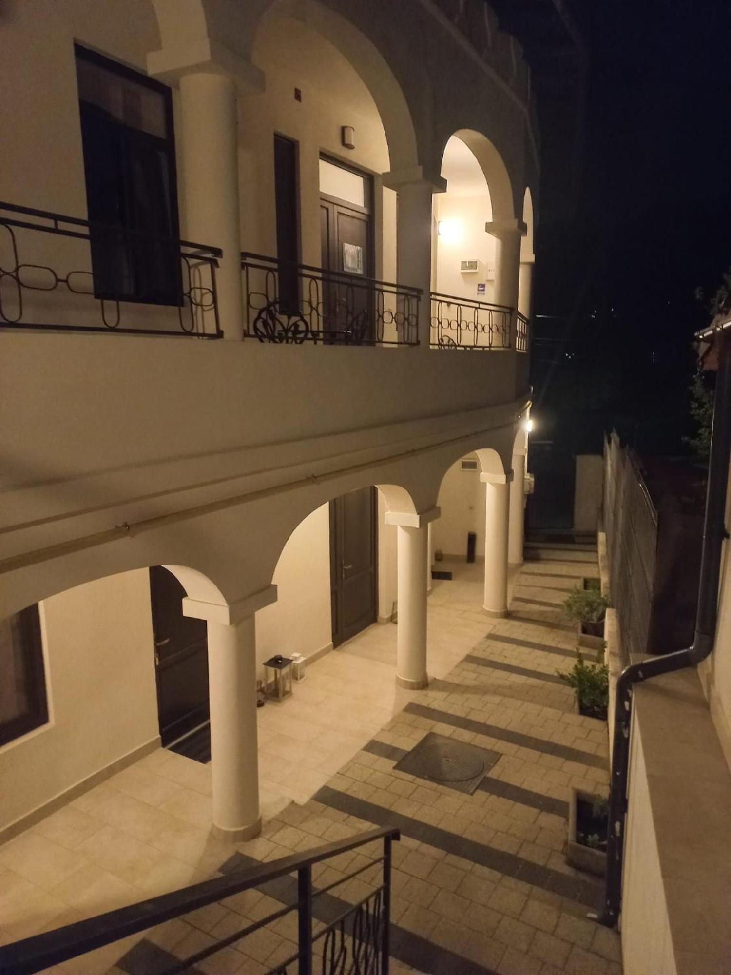 Maisonette Apartments Cimpulung Εξωτερικό φωτογραφία
