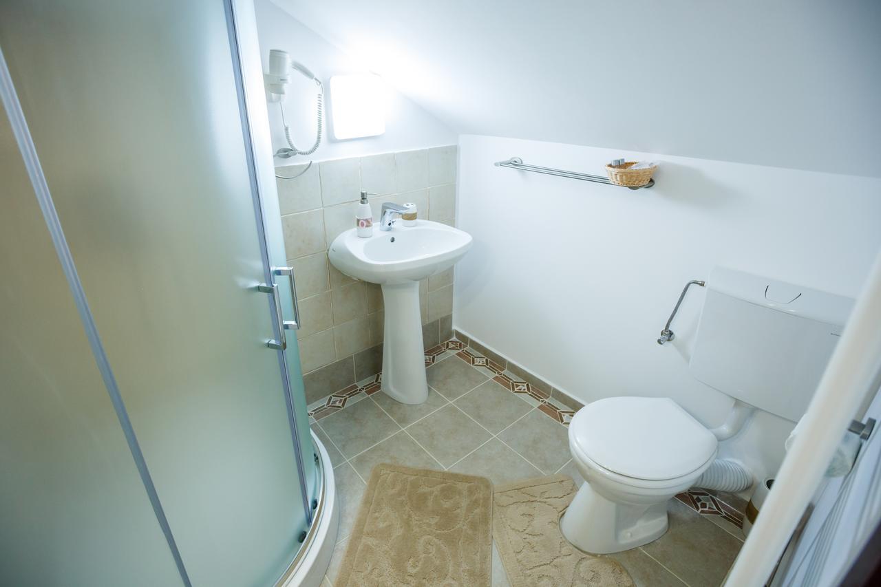 Maisonette Apartments Cimpulung Εξωτερικό φωτογραφία